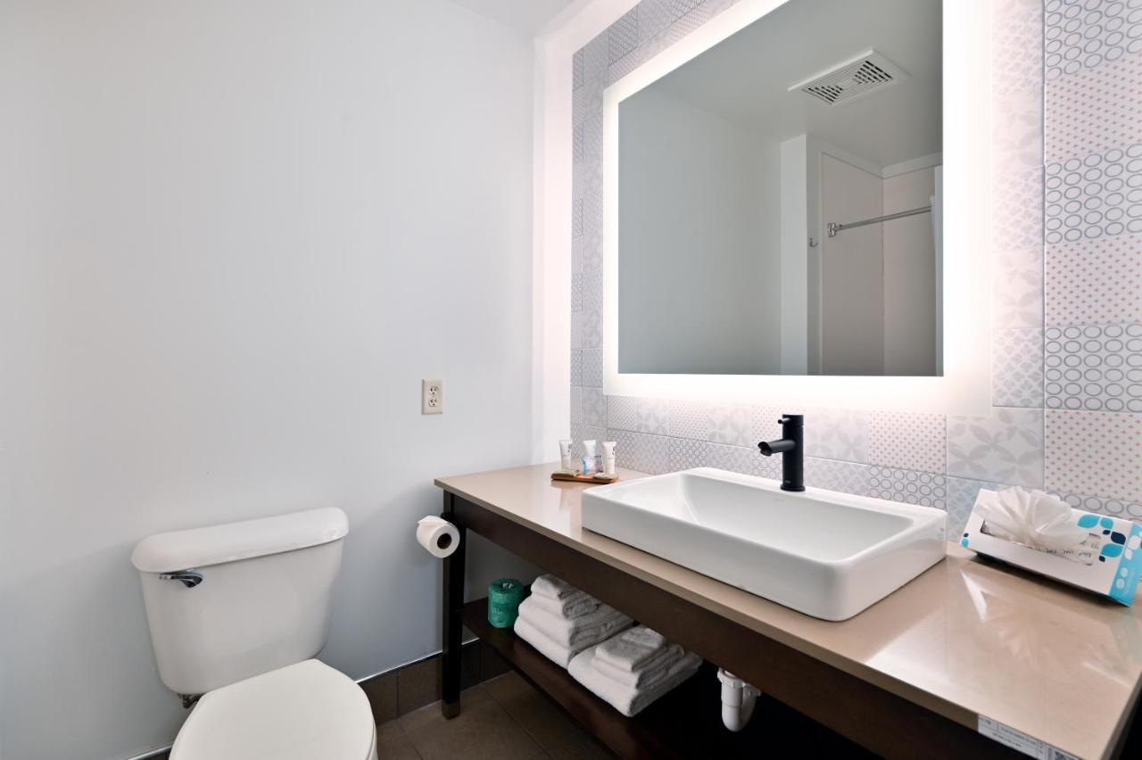 Country Inn & Suites By Radisson, Bloomington-Normal Airport, Il エクステリア 写真