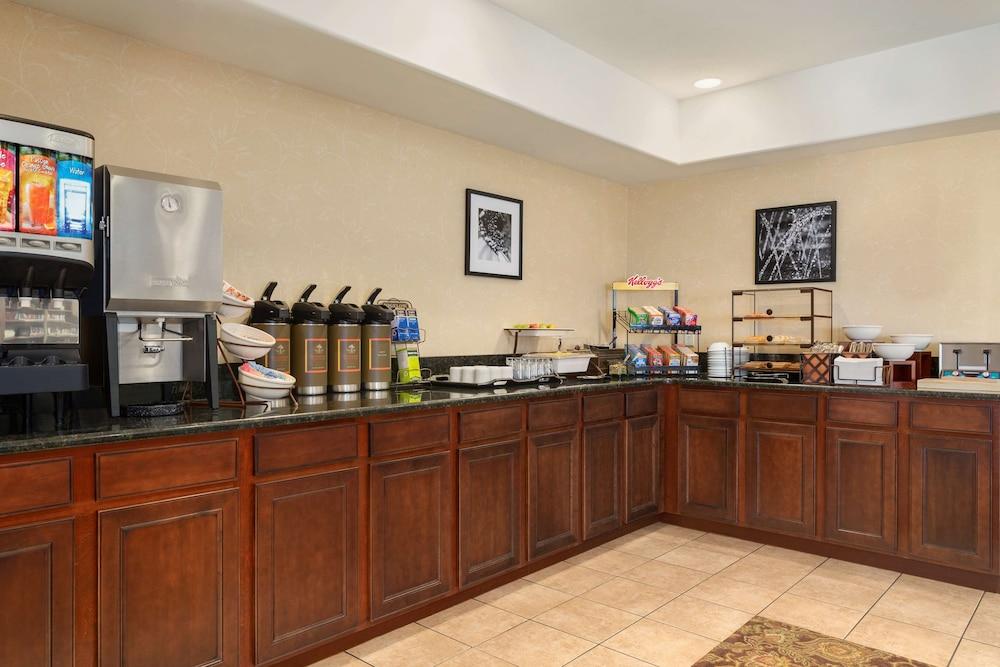 Country Inn & Suites By Radisson, Bloomington-Normal Airport, Il エクステリア 写真