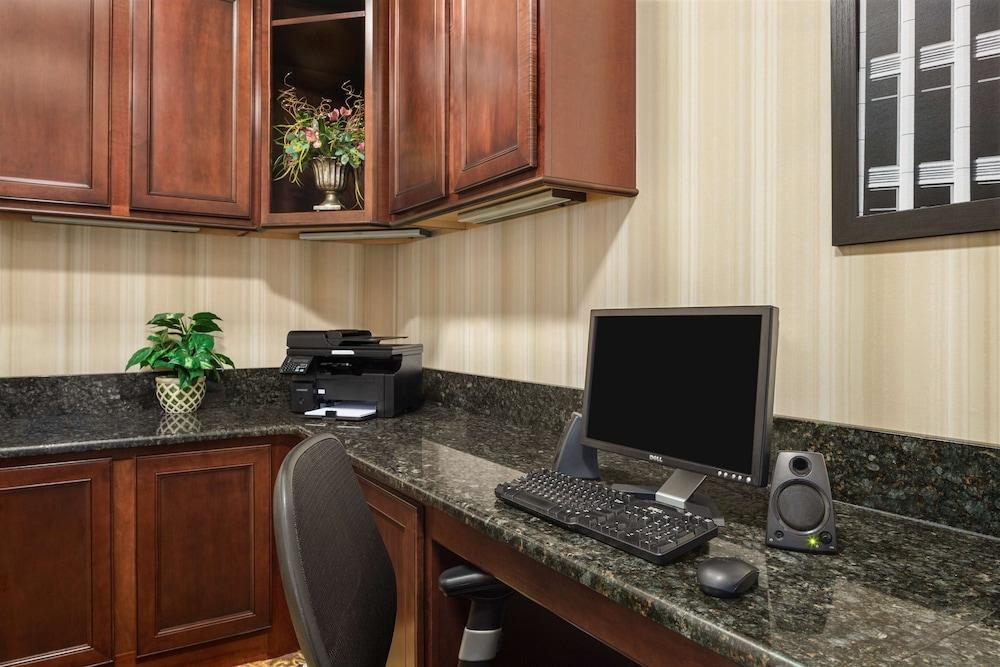 Country Inn & Suites By Radisson, Bloomington-Normal Airport, Il エクステリア 写真