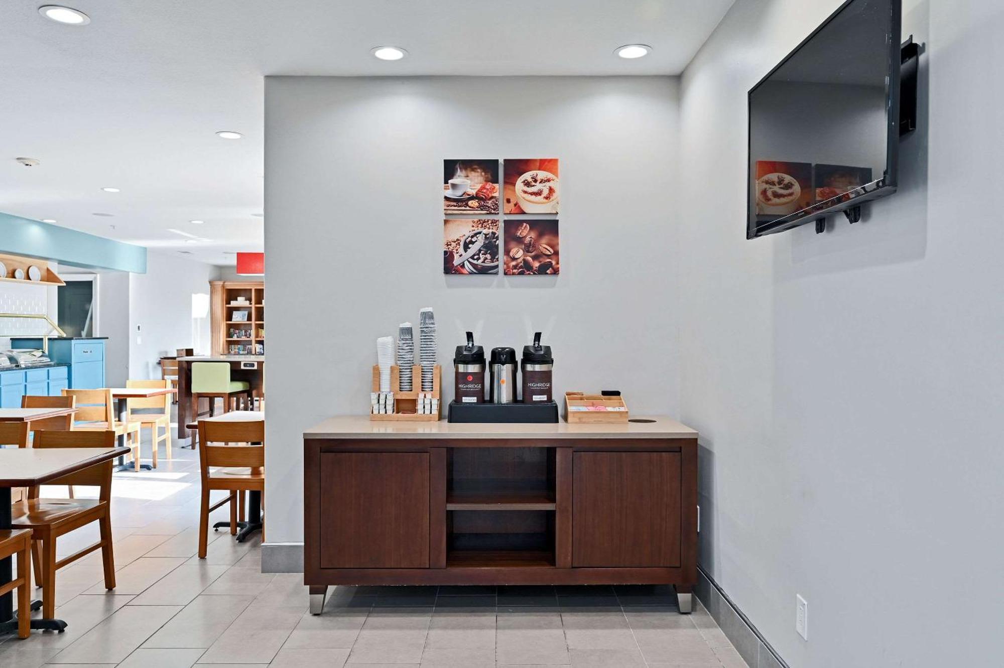 Country Inn & Suites By Radisson, Bloomington-Normal Airport, Il エクステリア 写真