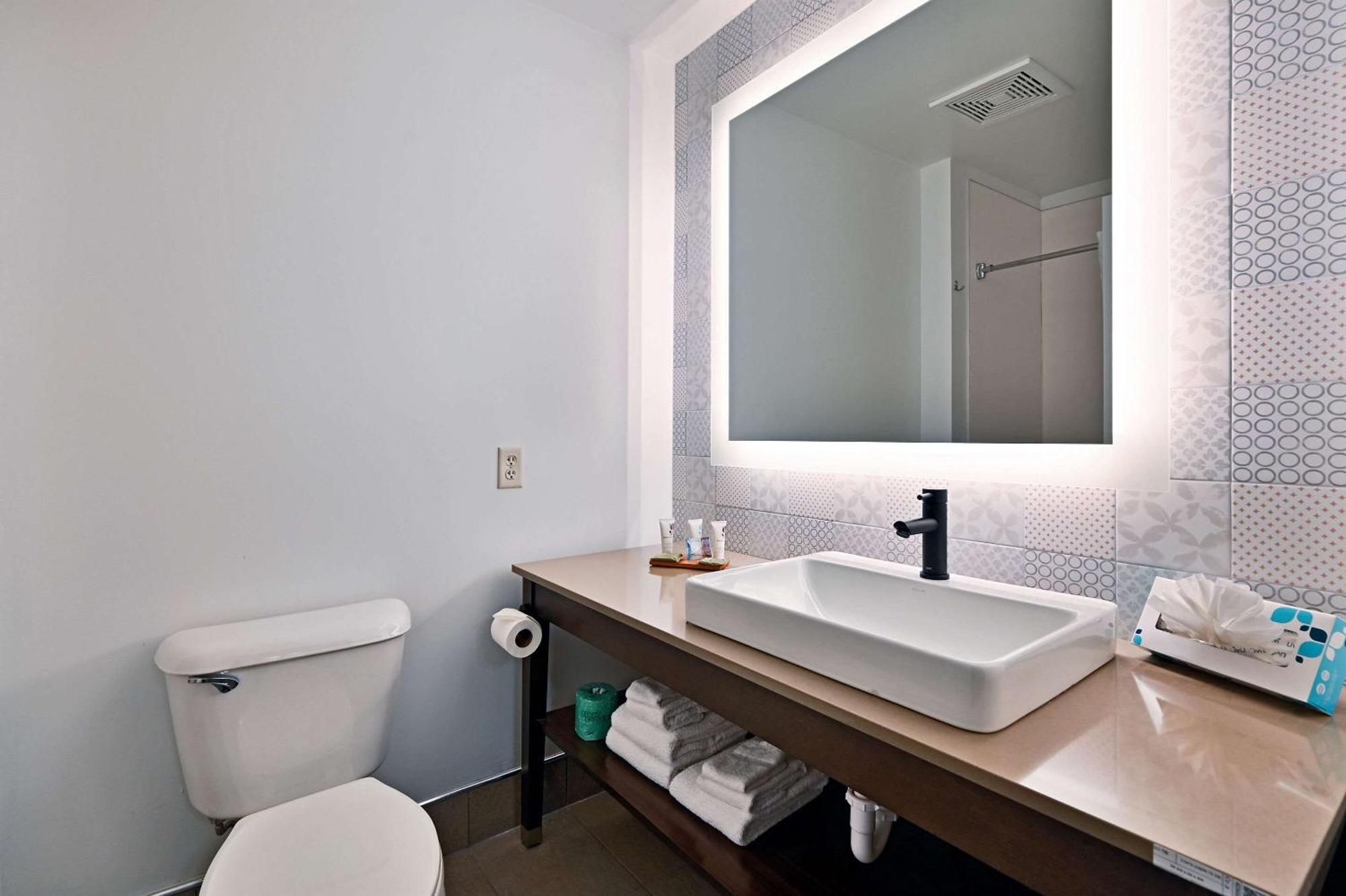 Country Inn & Suites By Radisson, Bloomington-Normal Airport, Il エクステリア 写真