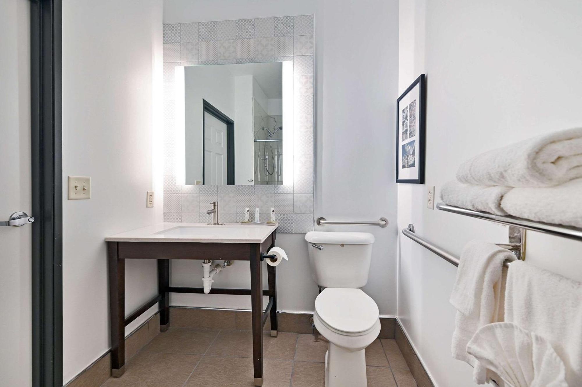 Country Inn & Suites By Radisson, Bloomington-Normal Airport, Il エクステリア 写真
