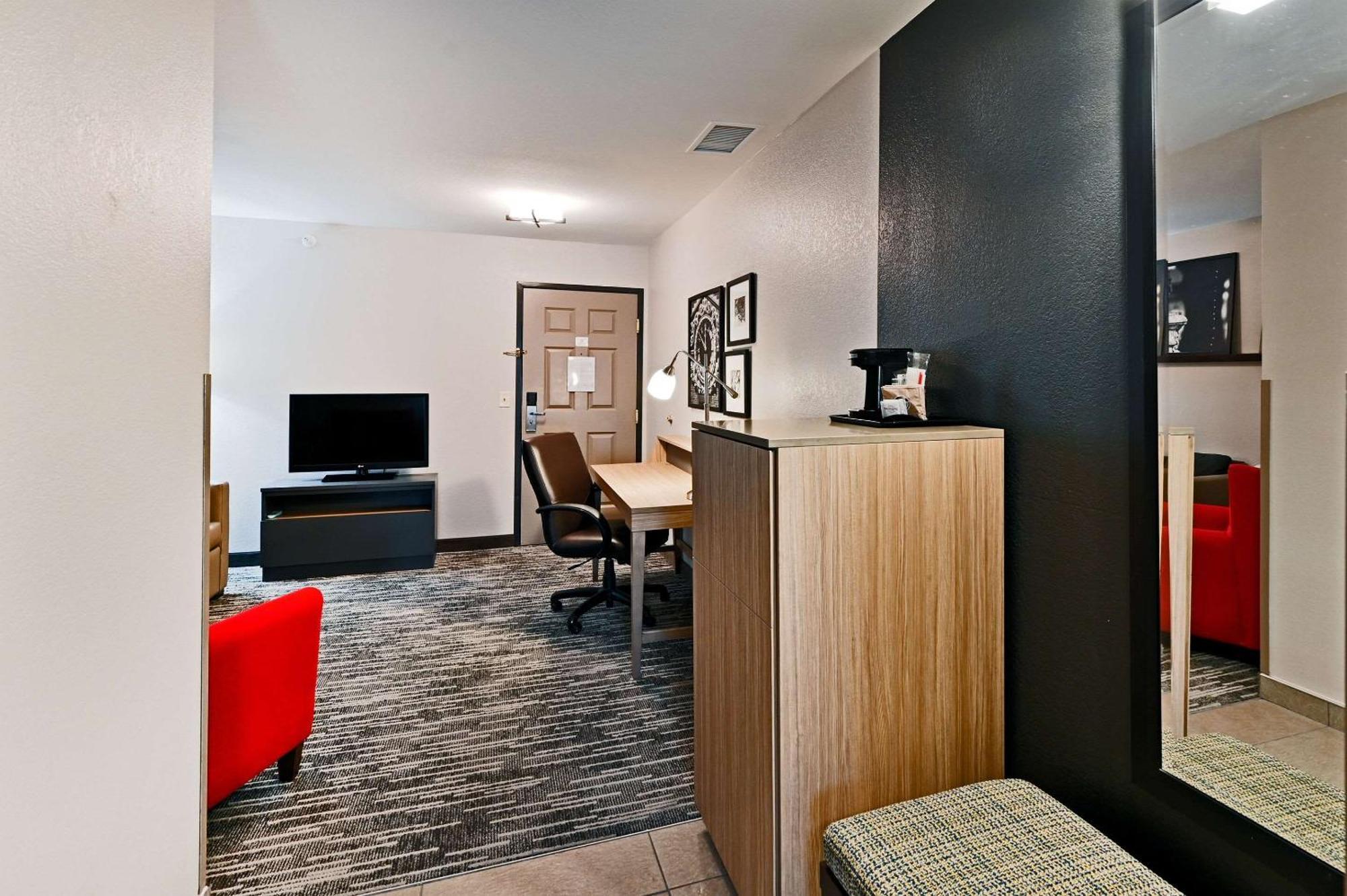 Country Inn & Suites By Radisson, Bloomington-Normal Airport, Il エクステリア 写真